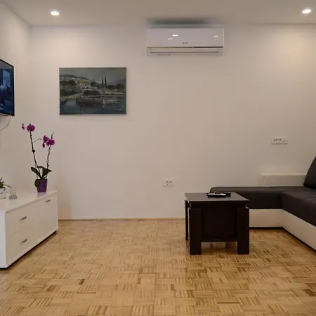 Marko Apartman *