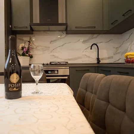 דירה Marko קורצולה